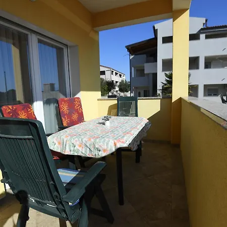 Lägenhet Sunce Vir