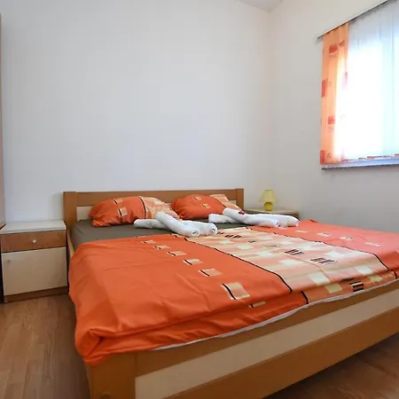 Sunce Apartmán Vir